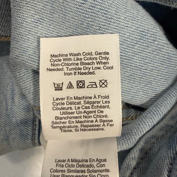 DKNY Jeans Women’s Cropped Denim Jacket Light Wash Jean Jacket 3X New w/ Tags - Picture 9 of 10